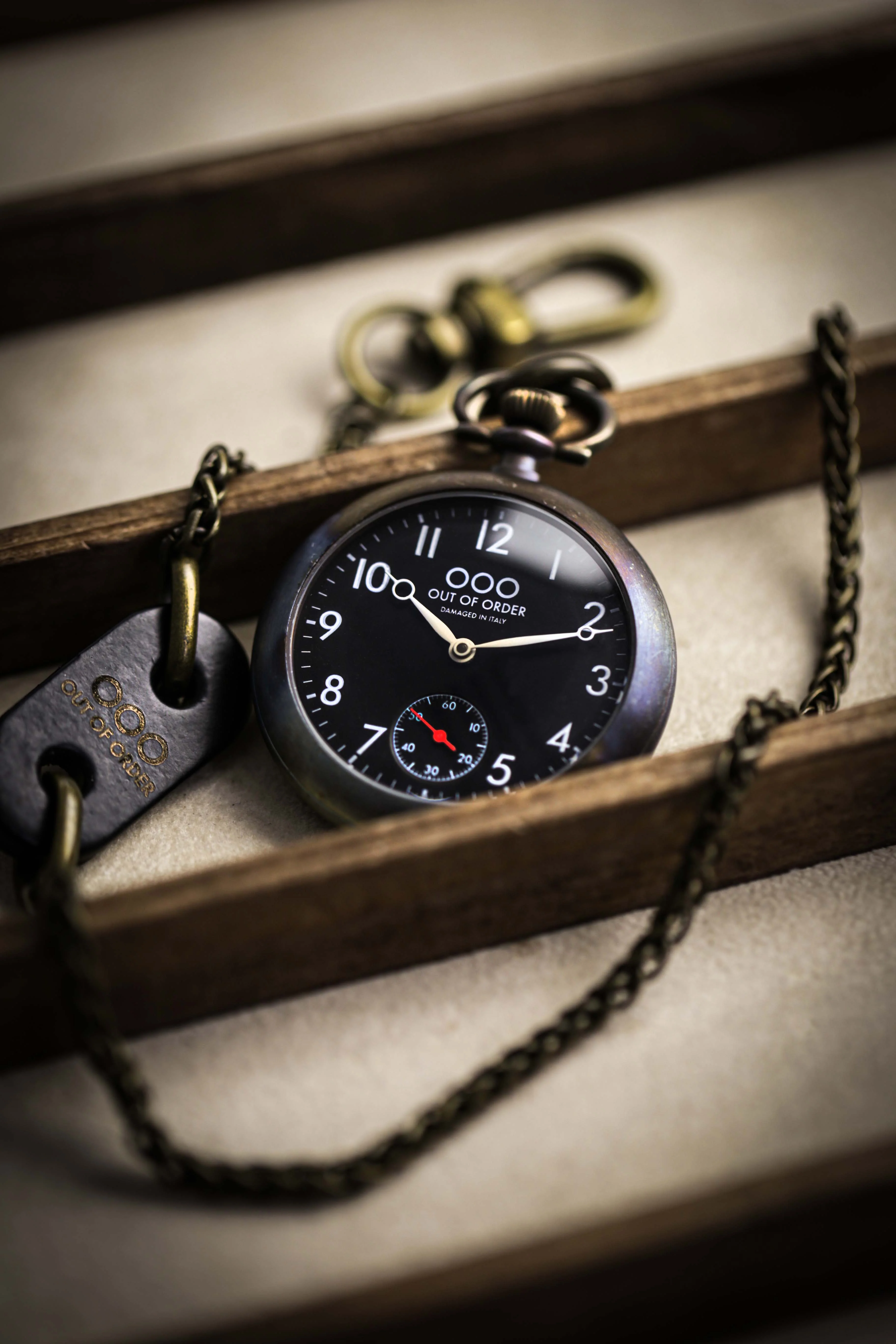 Calabrone Black - Image 13